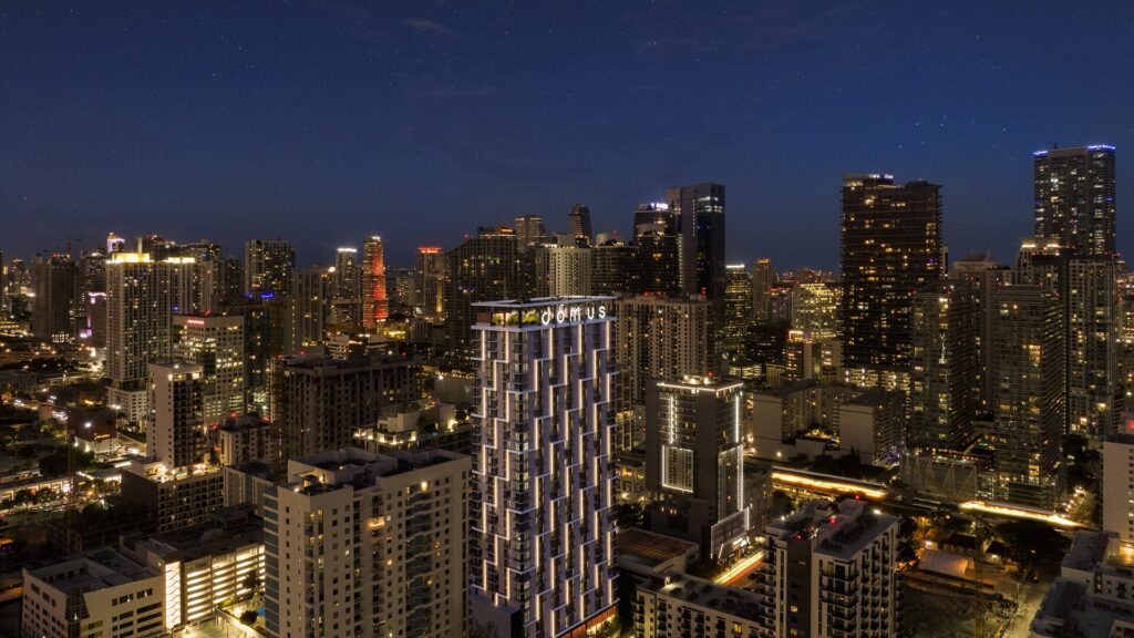 Miami Report primer trimestre 2026 confirma récords históricos en transacciones de lujo e inversión inmobiliaria