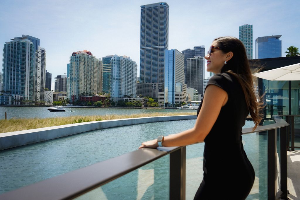 Anuncio de la Reserva Federal subiendo las tasas de interés en septiembre 2026 y su efecto en las tasas hipotecarias de Miami