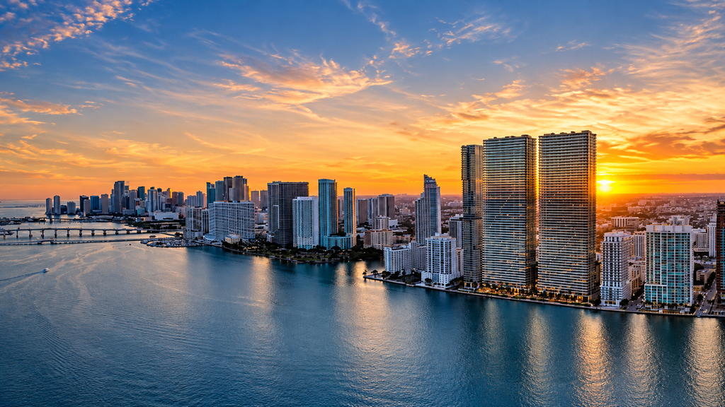 Miami convertida en centro global de finanzas y tecnología, base del crecimiento de las propiedades de lujo en Miami
